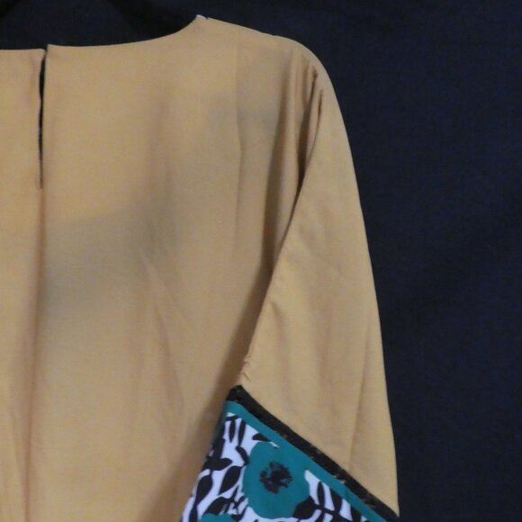 LULUSAR | xl - extra large | Vibrant Yellow and Green Patterned Kaftan - Picture 12 of 16
